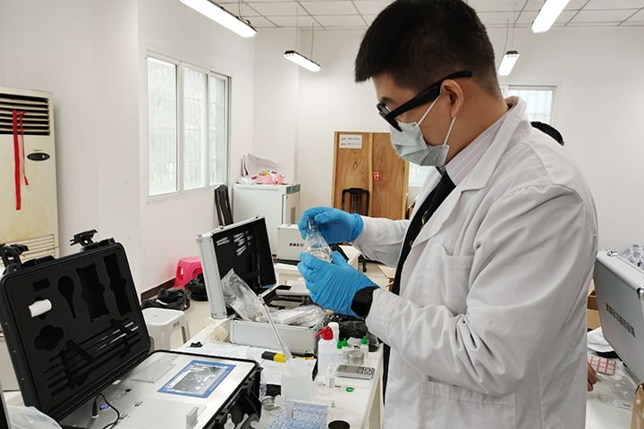 重慶市煙草公司酉陽分公司購買10臺(tái)土壤養(yǎng)分檢測(cè)儀